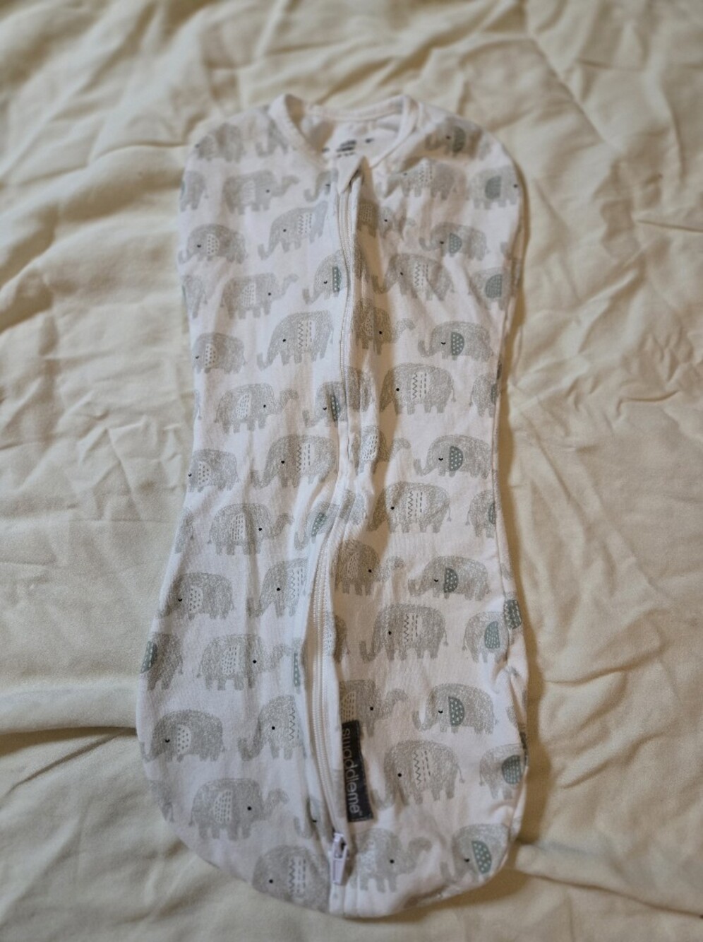 SwaddleMe Infant One-Piece Zip Sleep Sack in White with Gray Elephants